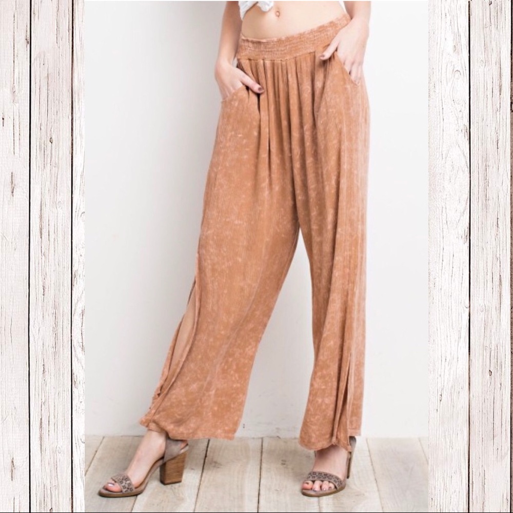 Comfy Elastic Mineral Washed Gauze Wide Leg Pant! - Picture 2 of 4